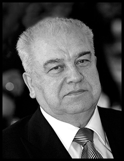 strigakov_bw.jpg (25 KB)